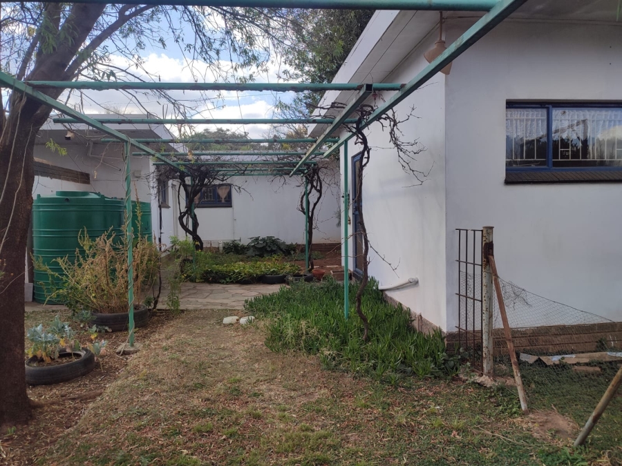7 Bedroom Property for Sale in Lichtenburg North West